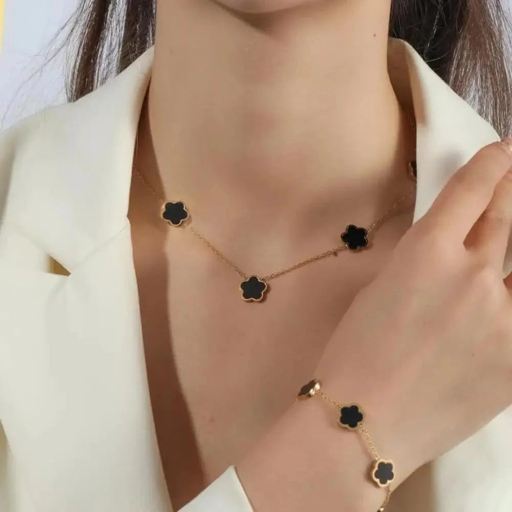 Ensemble de bijoux élégants