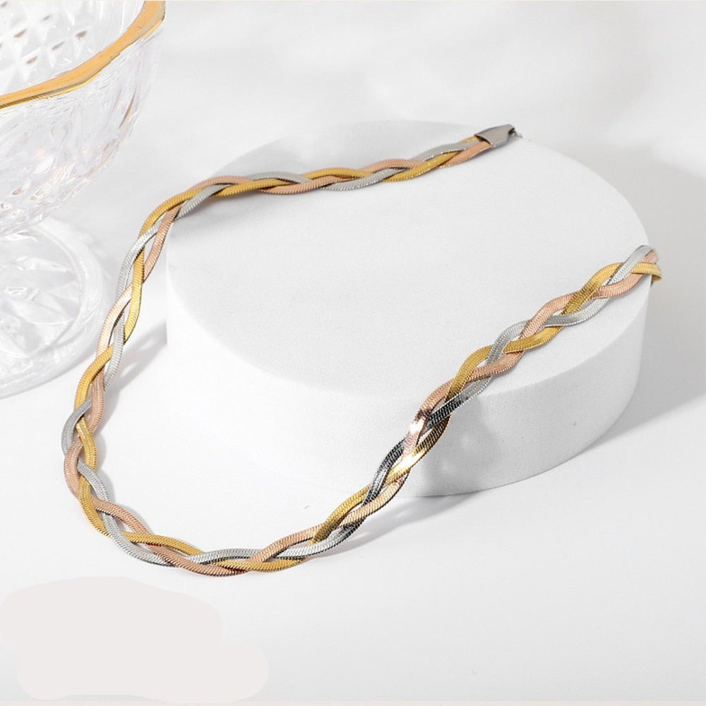 Ensemble de bijoux tressés