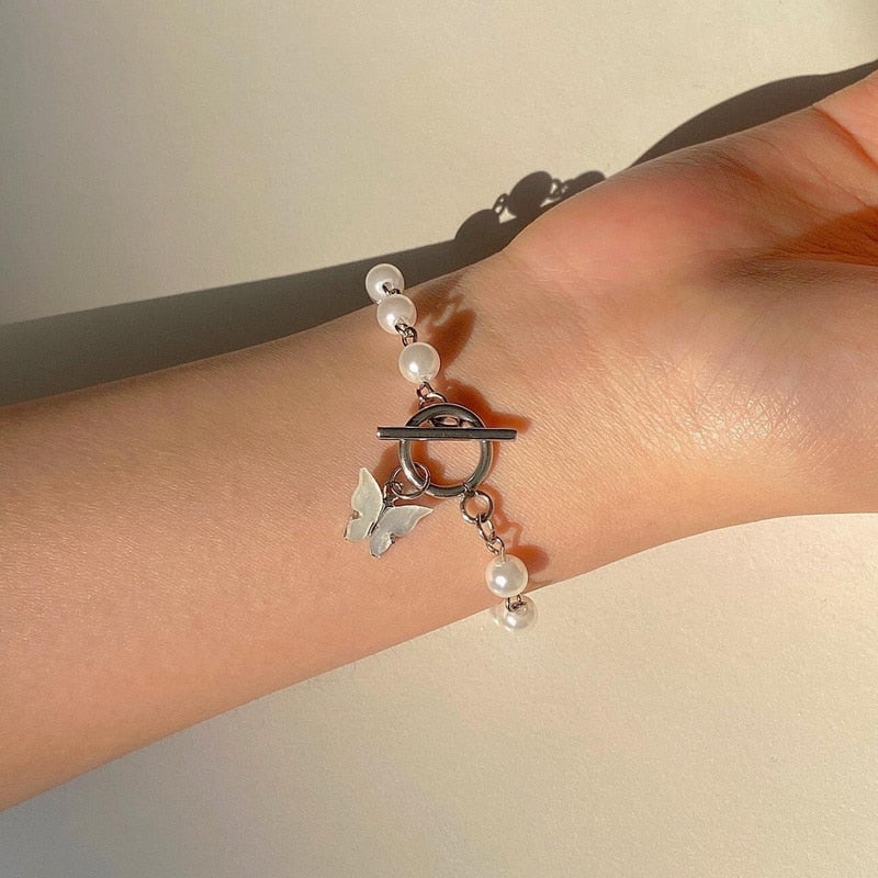 Bracelet avec un papillon