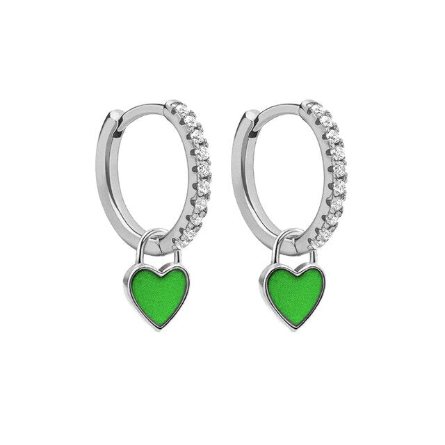 Boucles d'oreilles en argent avec des cœurs