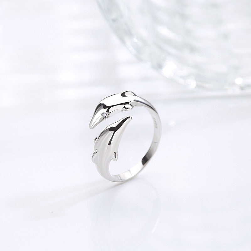 Bague motif dauphin