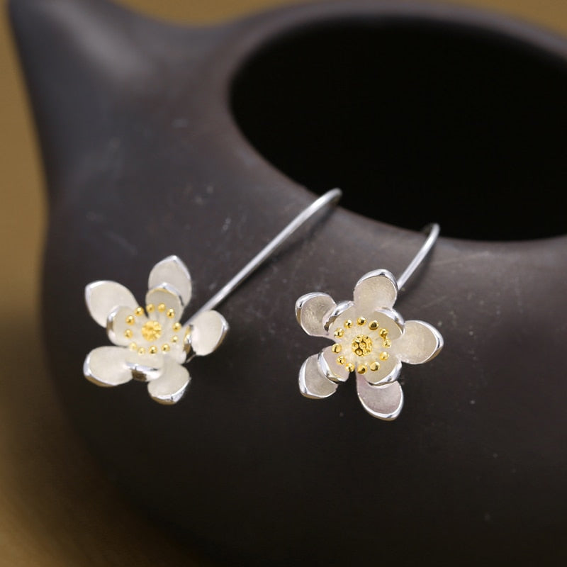 Boucles d'oreilles pendantes - fleurs
