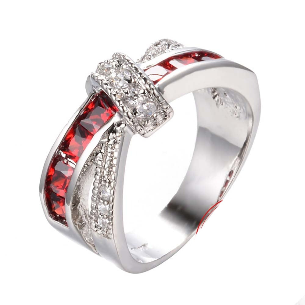 Bague en argent avec zircon cubique