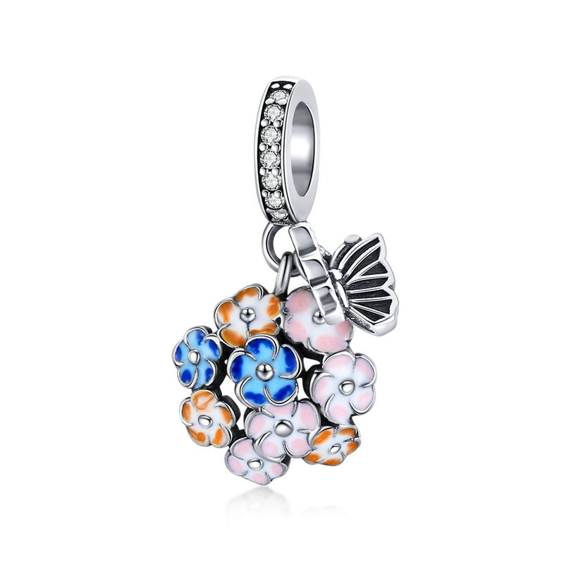 Pendentif modulaire - Papillon sur les fleurs