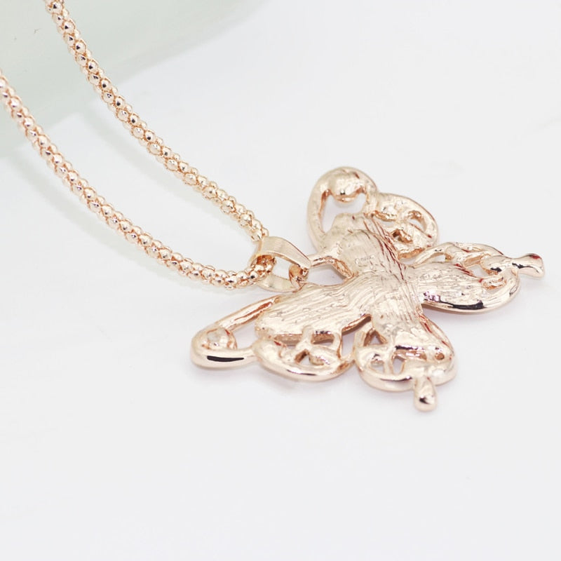 Collier avec zircons - papillon
