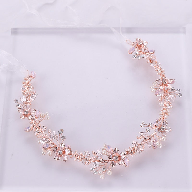 Serre-tête avec fleurs et zircons