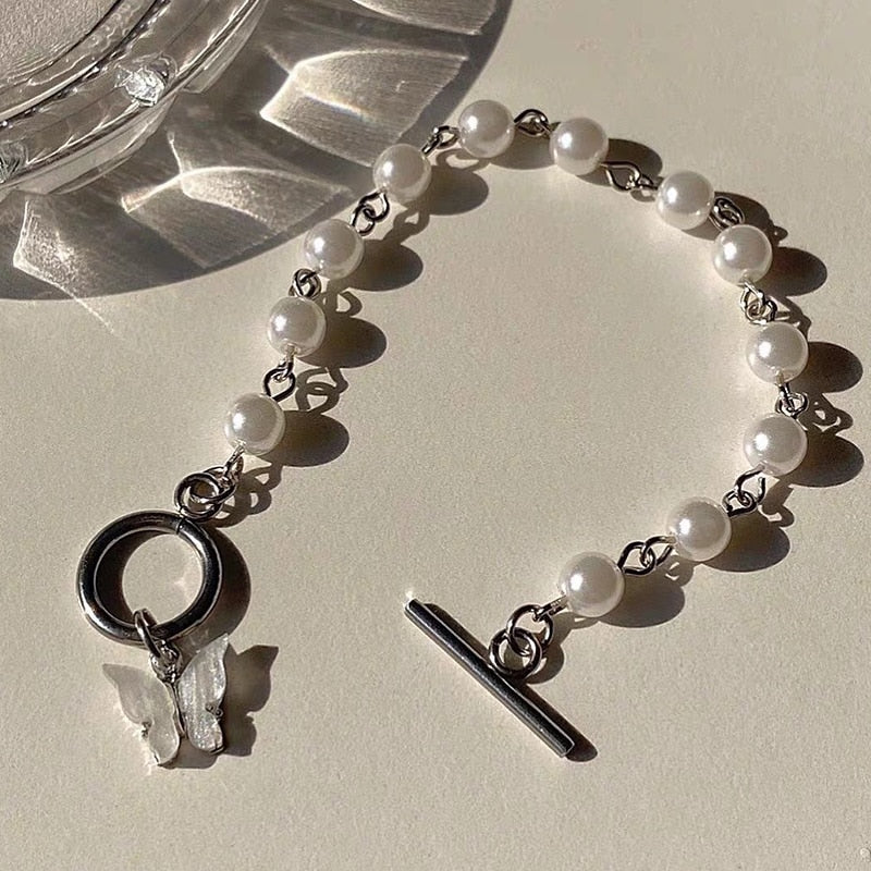 Bracelet avec un papillon