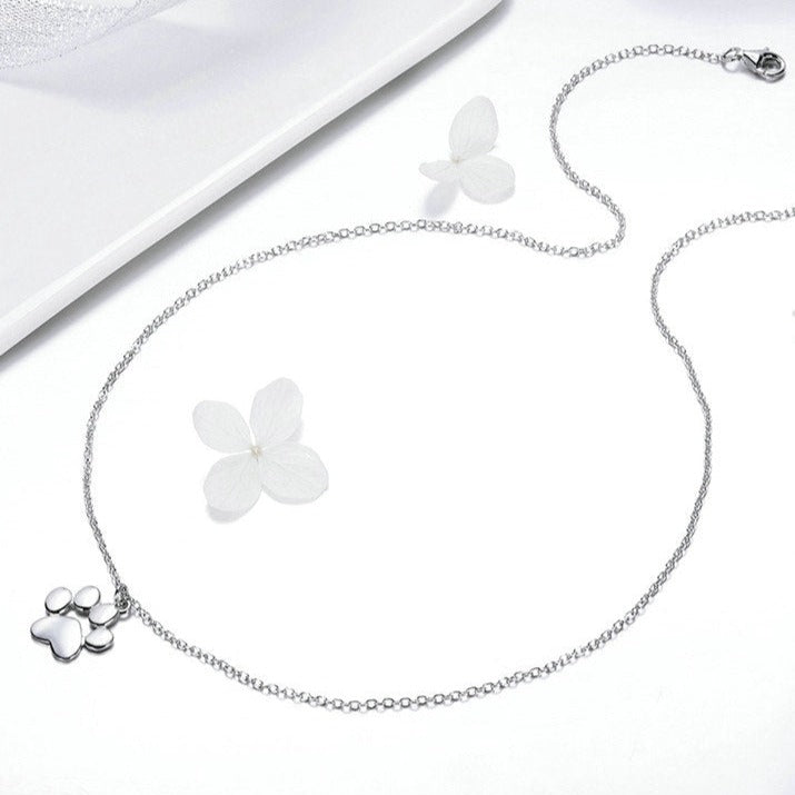 Collier - patte