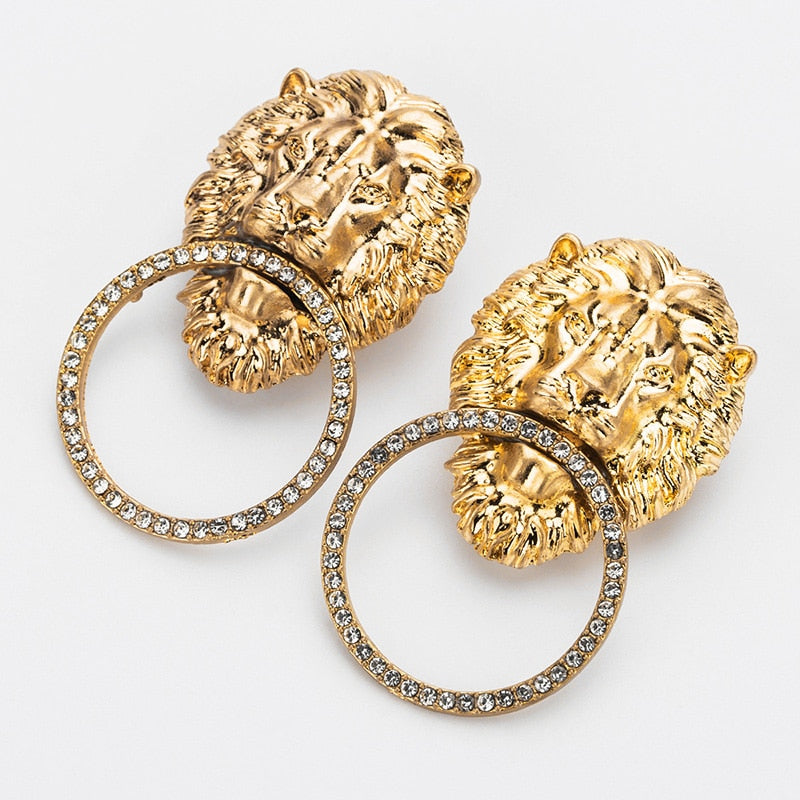 Boucles d'oreilles avec un motif de lion