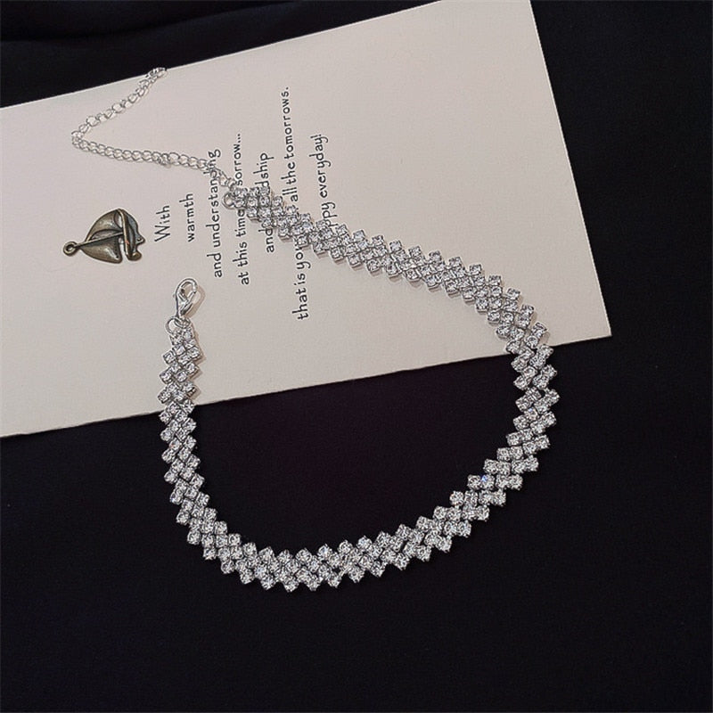 Collier ras de cou en zircone cubique