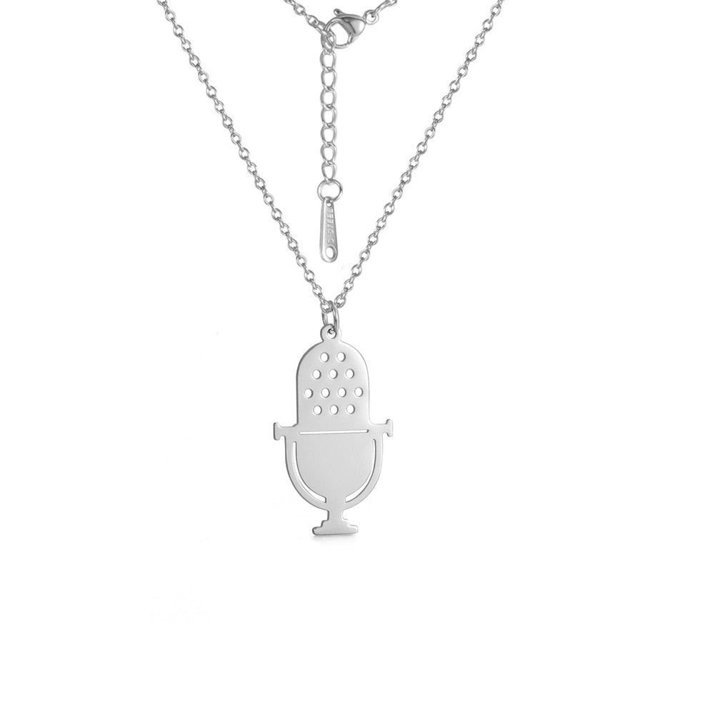Collier avec pendentif microphone