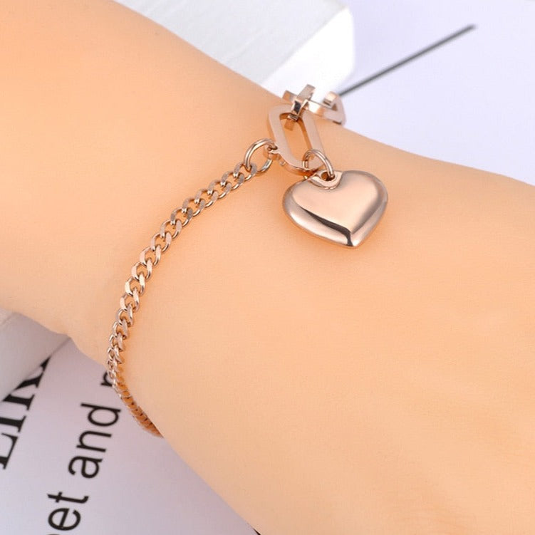 Bracelet - chaine avec un cœur