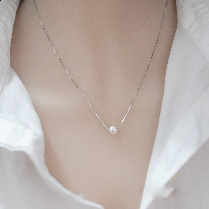 Collier d'imitation en perles