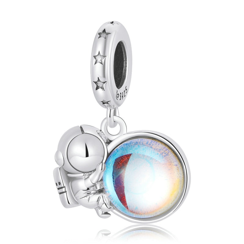 Pendentif modulaire - Astronaute sur une planète