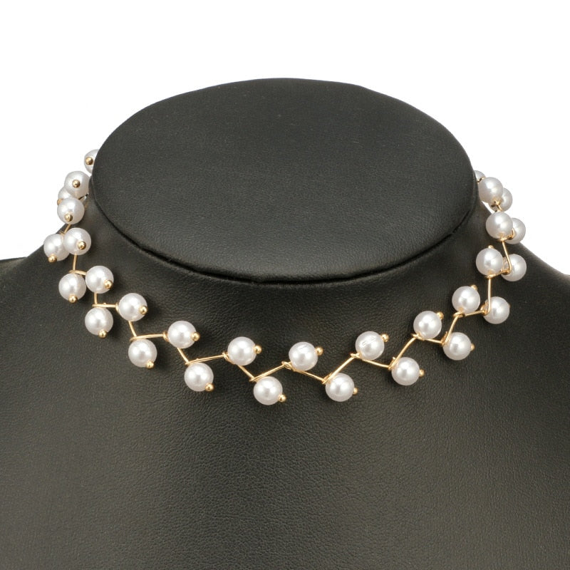 Collier ras de cou en perles
