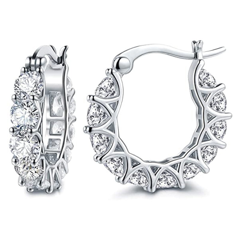 Boucles d'oreilles rondes avec zircone