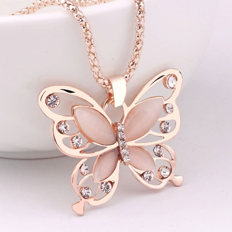 Collier avec zircons - papillon