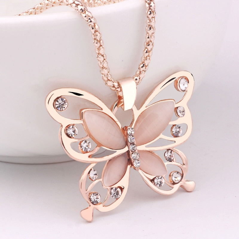 Collier avec zircons - papillon