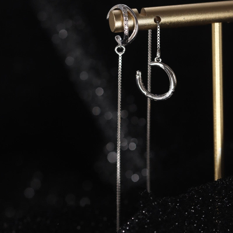 Boucles d'oreilles avec des manchettes d'oreille