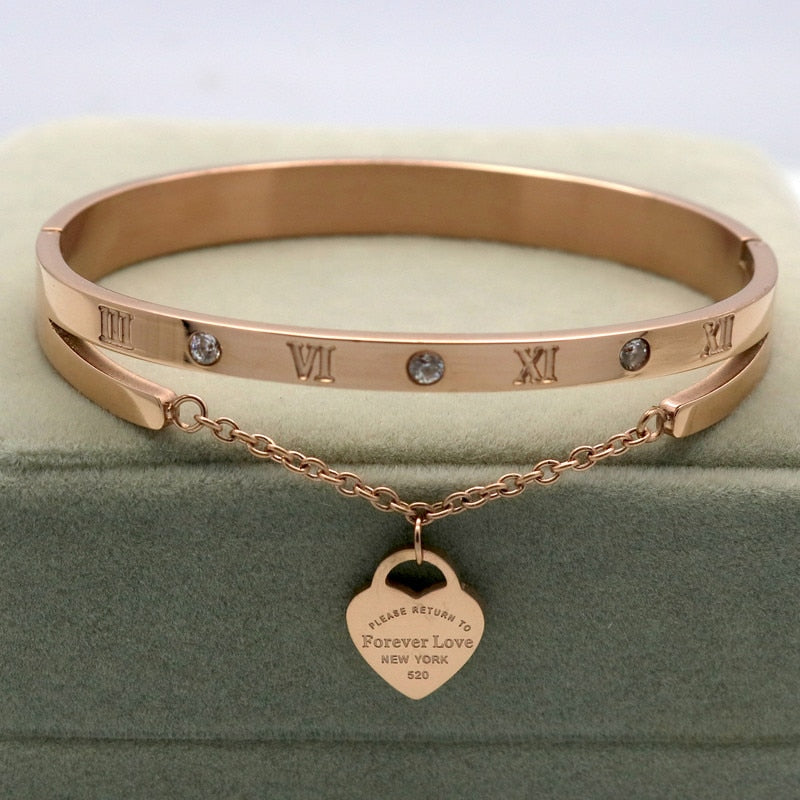 Bracelet avec une chaîne