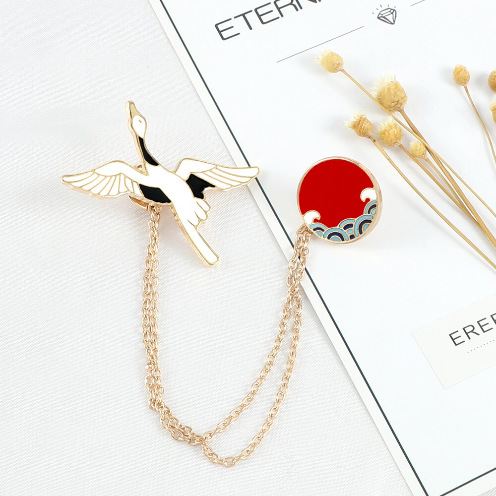 Broche avec motif d'oiseau