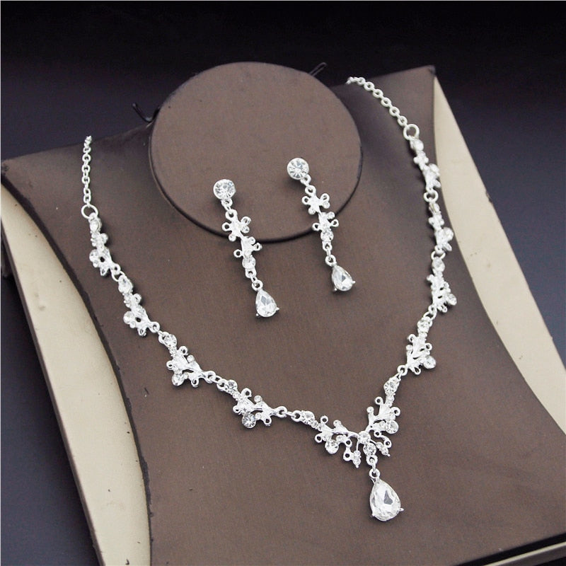 Ensemble de bijoux avec zirconia