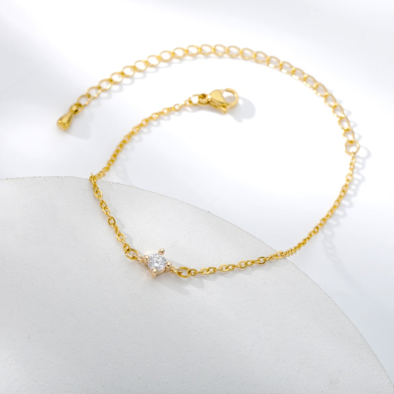 Bracelet minimaliste avec zircone cubique