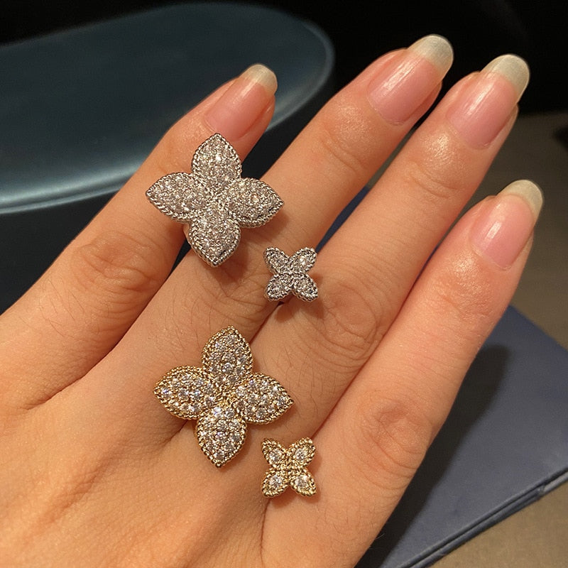 Bague avec motif de fleur