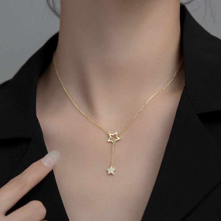 Collier avec motif d'étoile