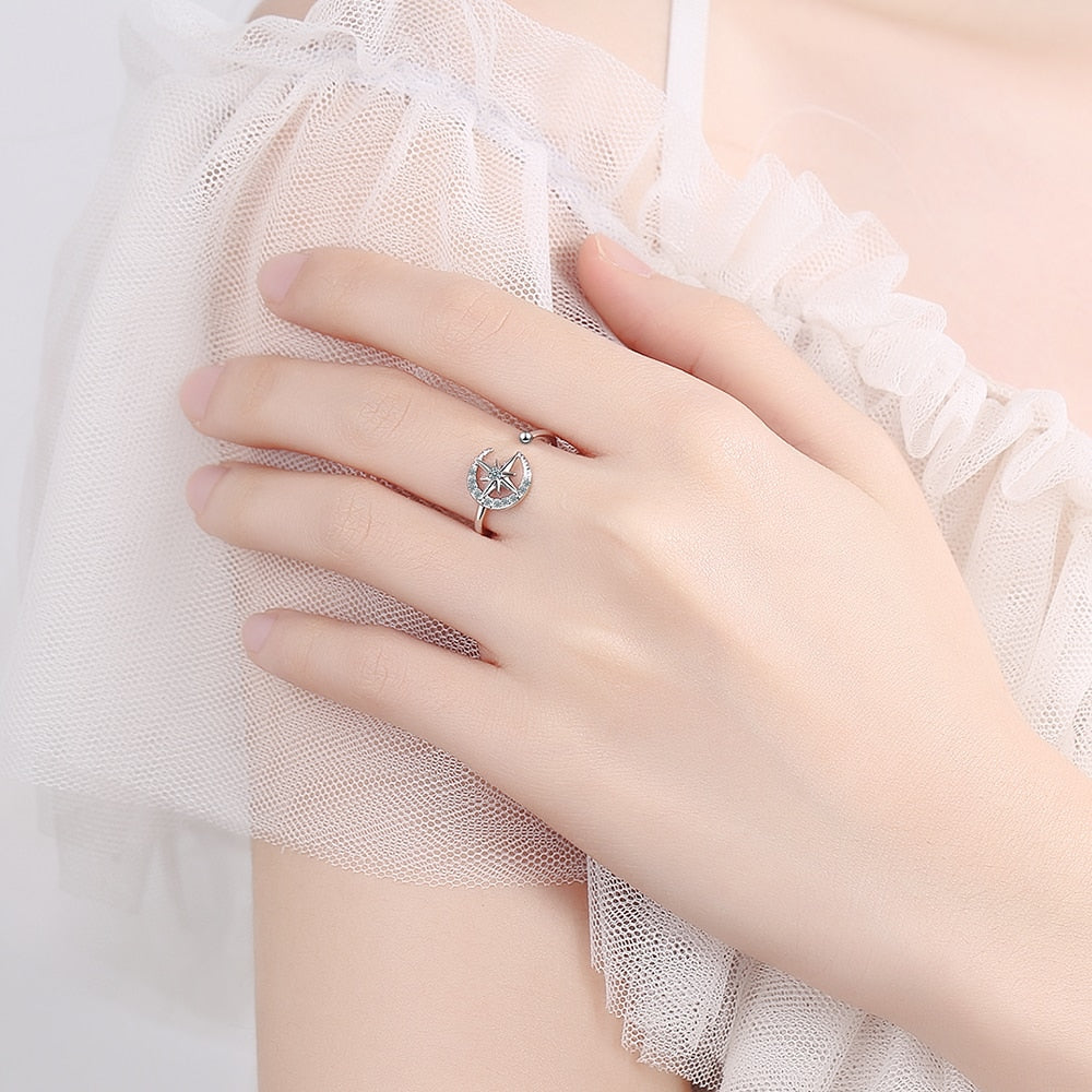 Bague ouverte avec une étoile et un croissant de lune