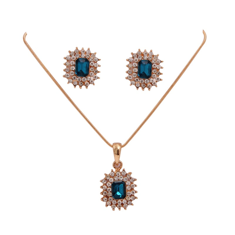 Ensemble de bijoux avec zirconia