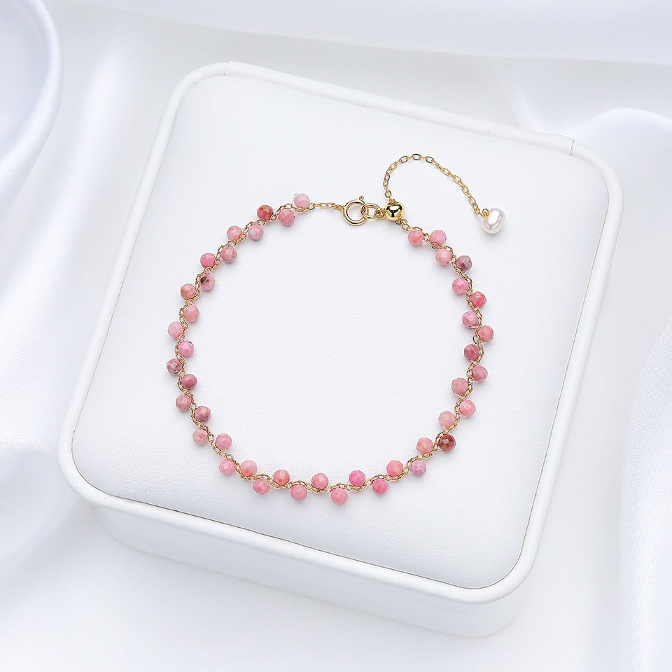 Bracelet avec des pierres colorées