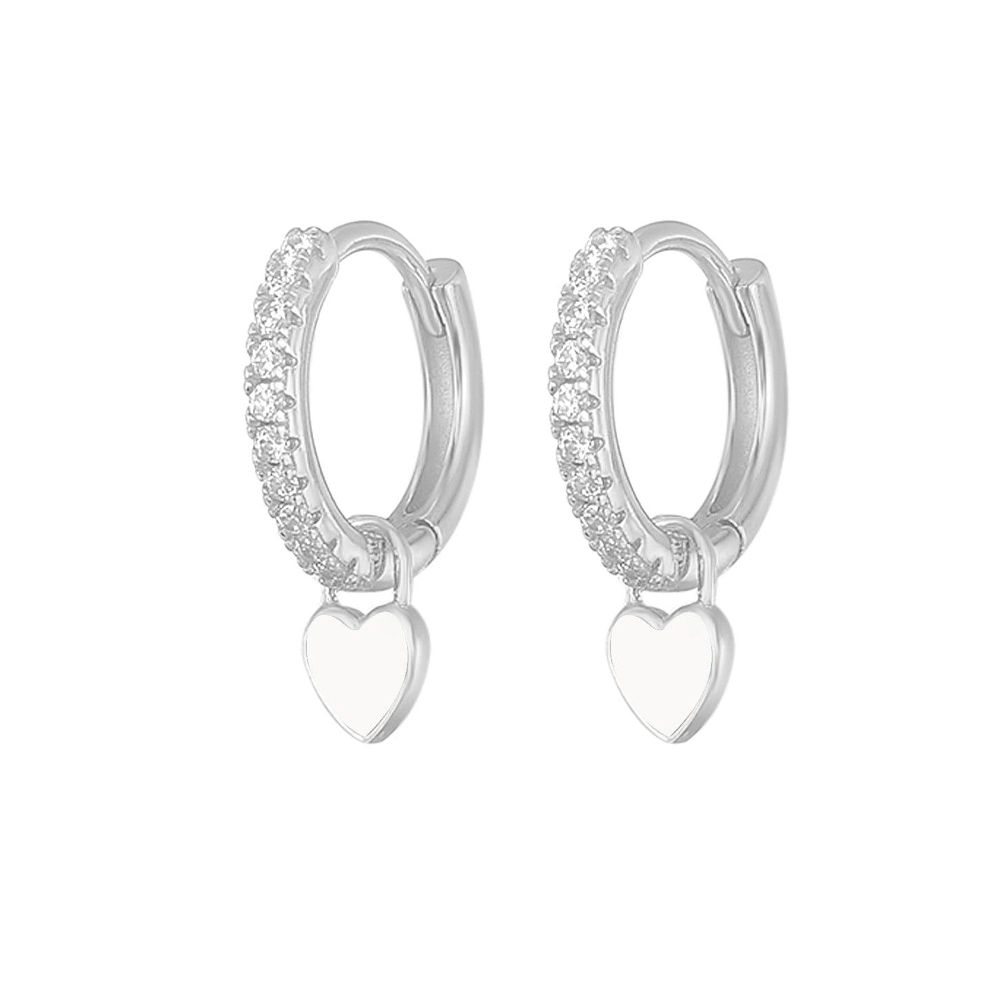 Boucles d'oreilles en argent avec des cœurs