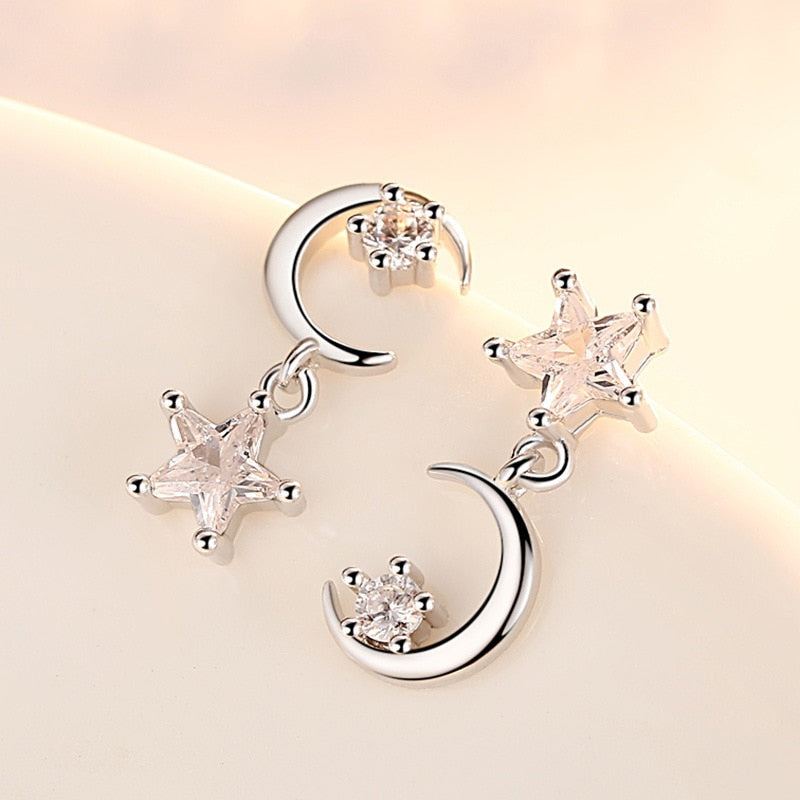 Boucles d'oreilles avec un motif de lune