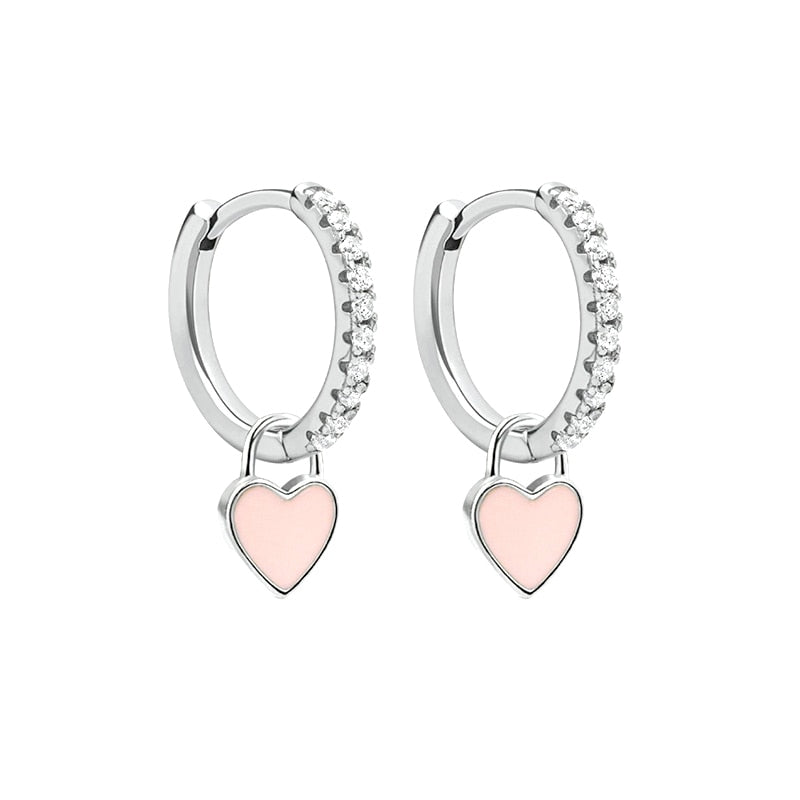 Boucles d'oreilles en argent avec des cœurs