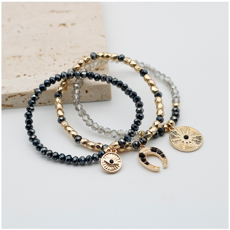 Ensemble de trois bracelets