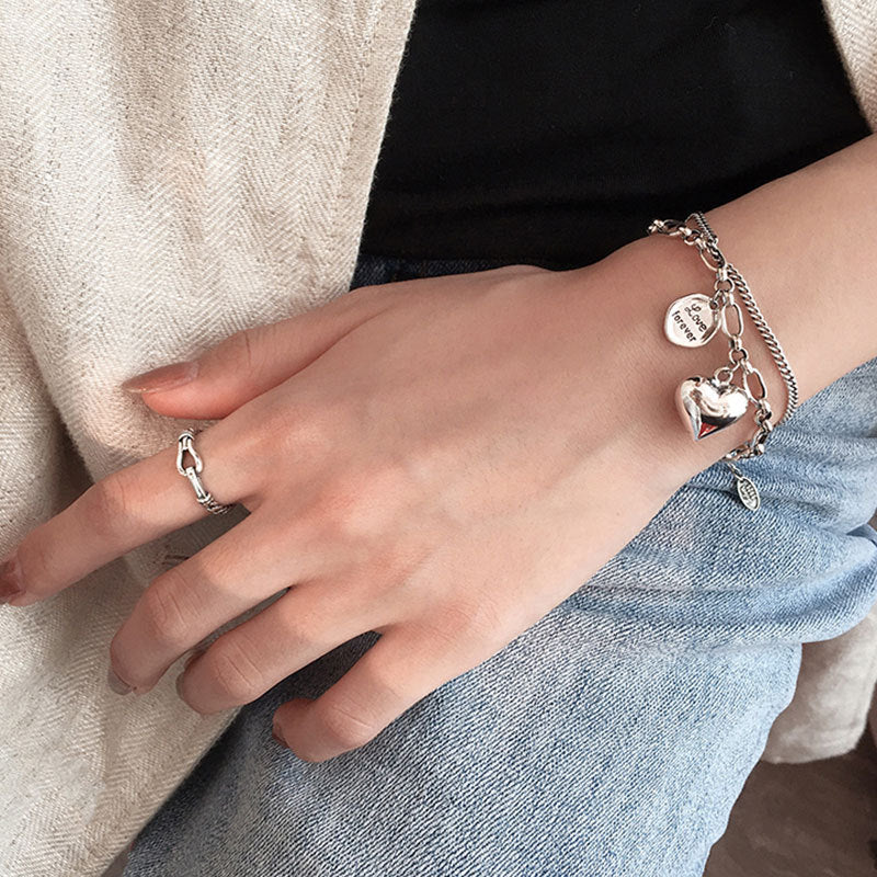 Double bracelet with pendants -> Double bracelet avec pendentifs