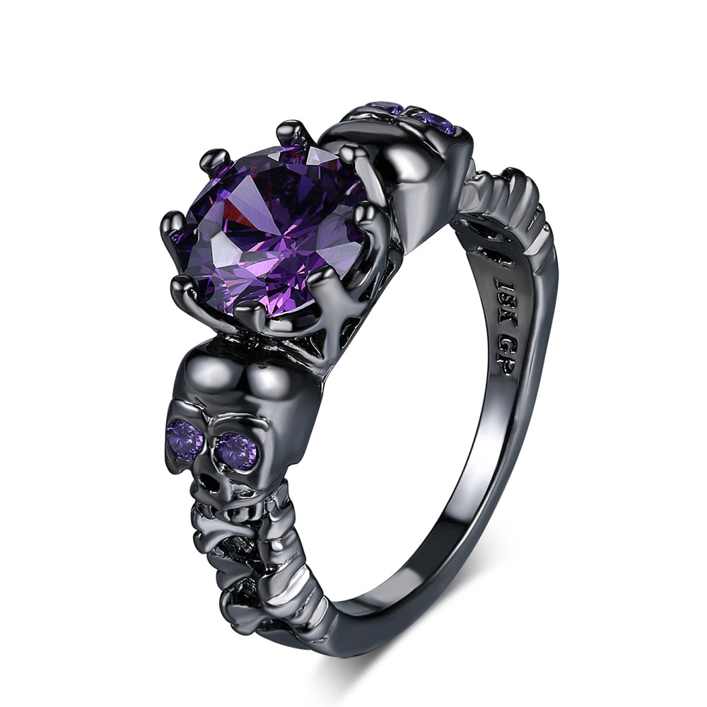 Bague noire avec motif d'aile