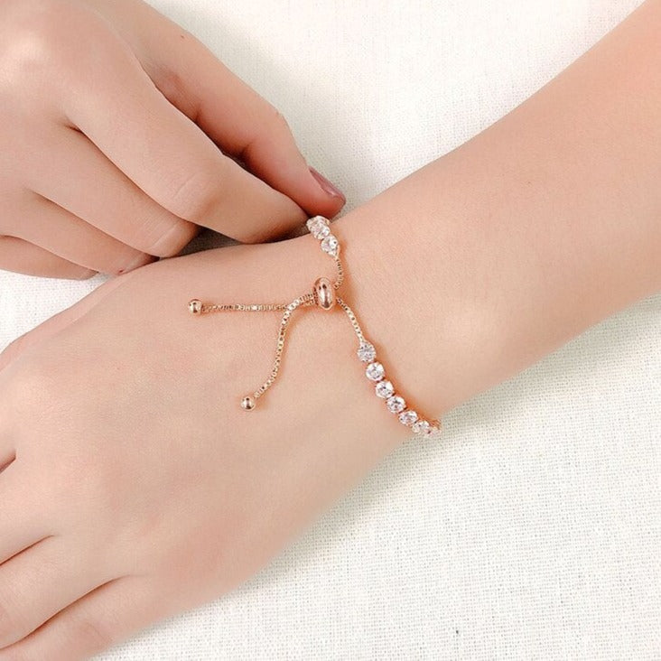 Bracelet avec zircons