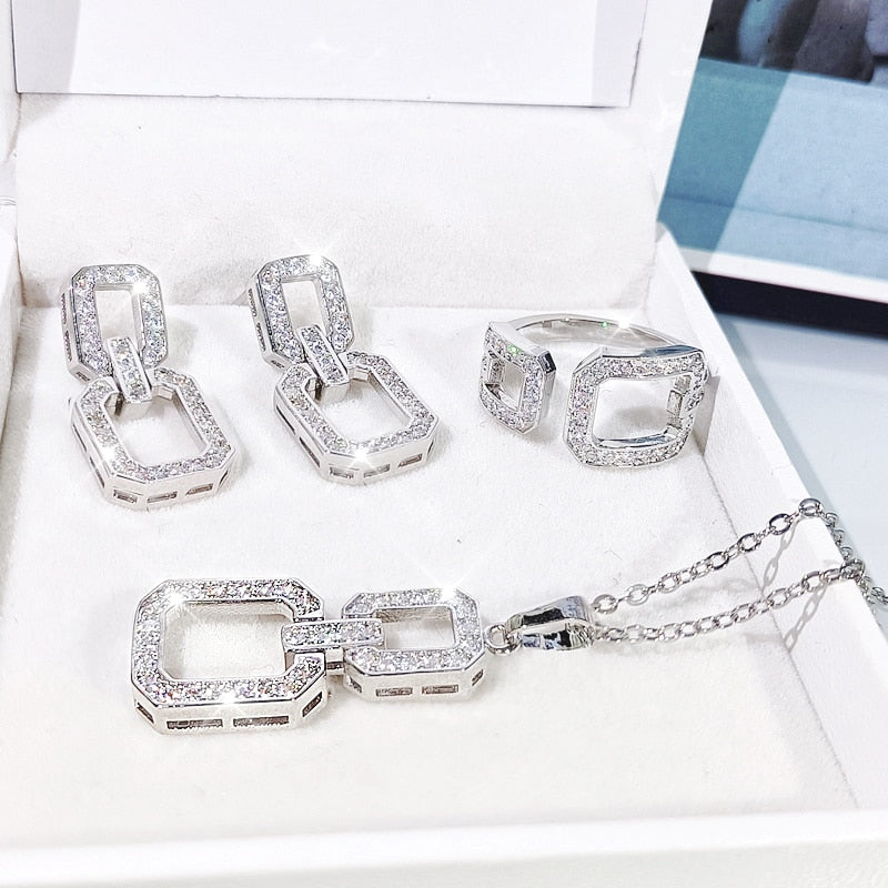 Ensemble de bijoux avec zirconia