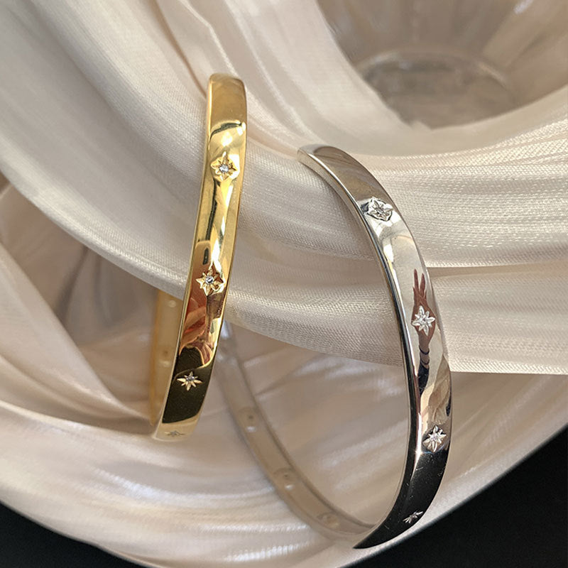 Bracelet ouvert en argent