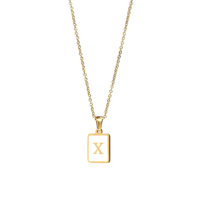 Collier initial