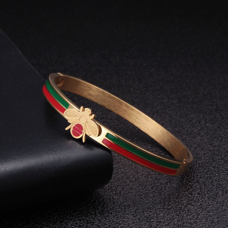Bracelet avec motif d'abeille