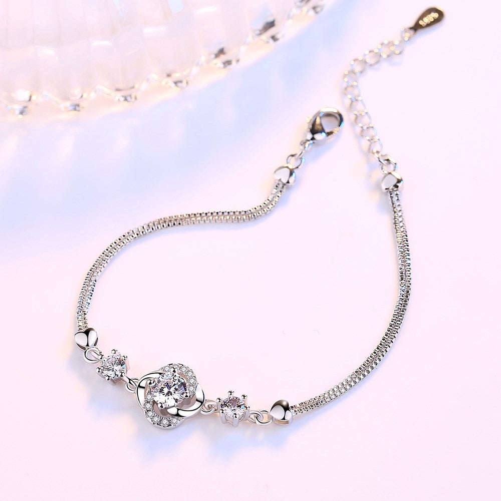 Bracelet avec zircons