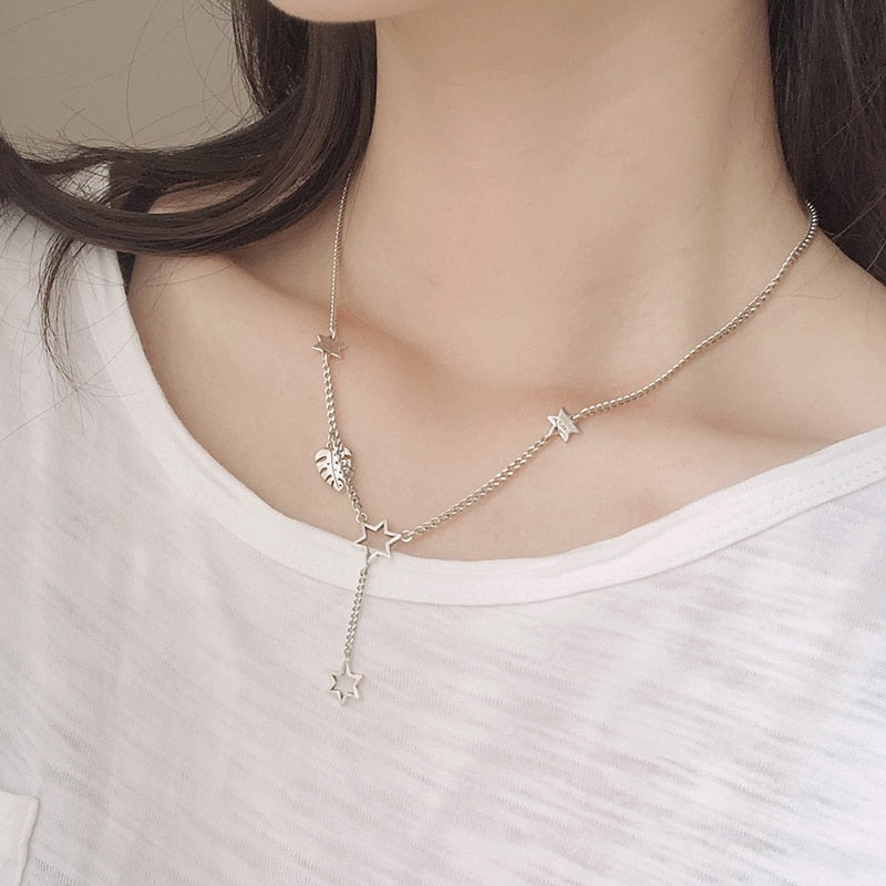 Collier avec des étoiles