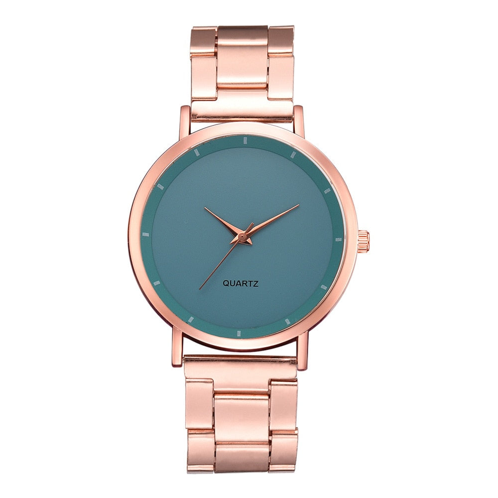 Élégante montre pour dames sur un bracelet