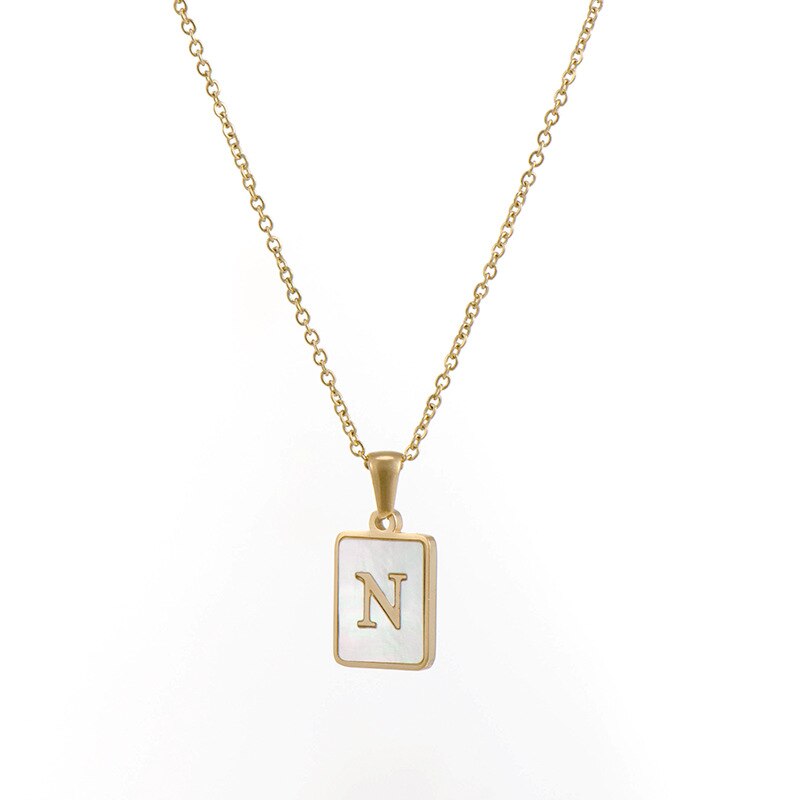 Collier initial