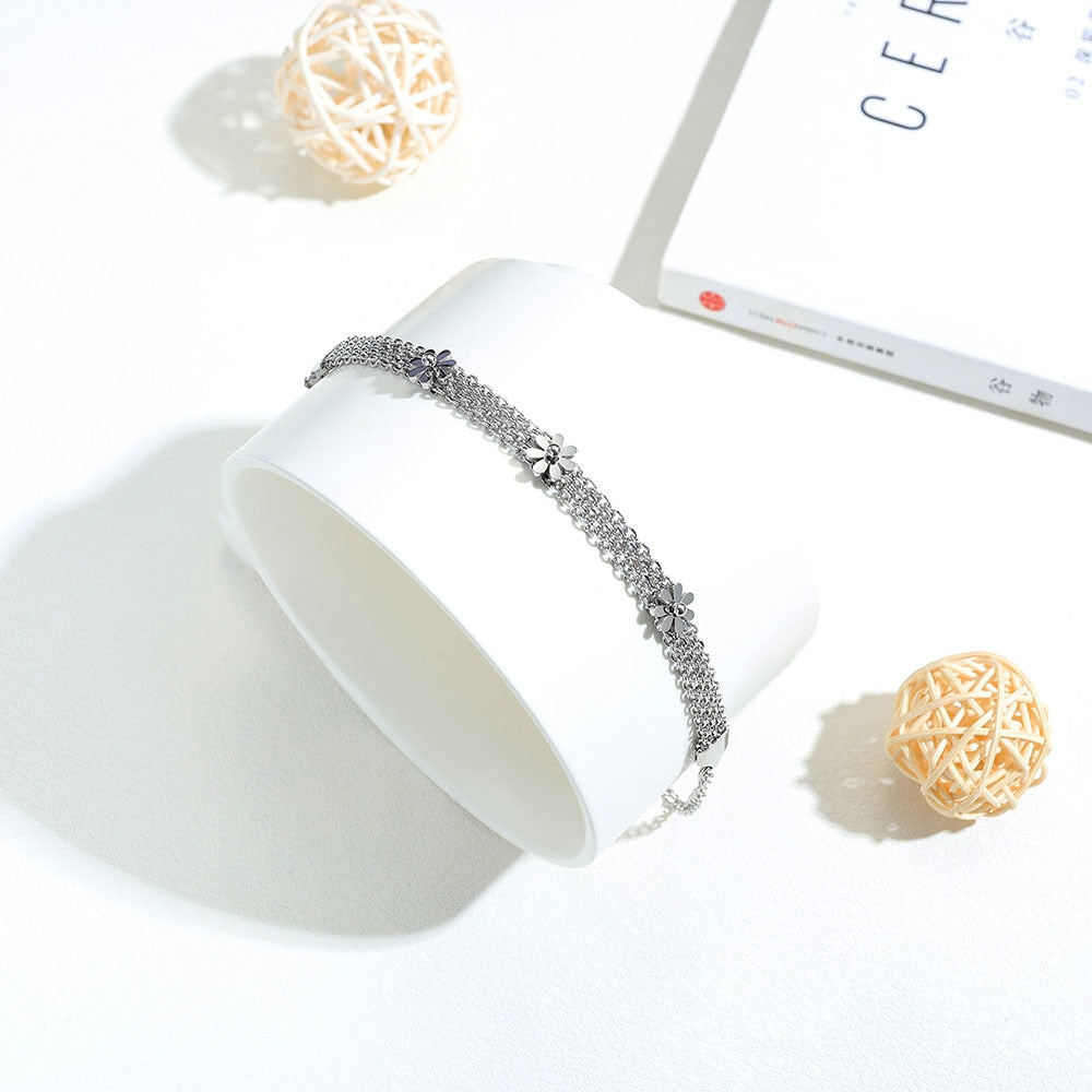 Bracelet avec un motif de fleur