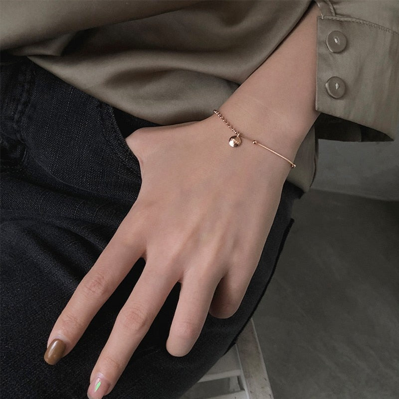 Bracelet avec un porte-bonheur