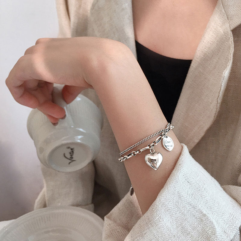 Double bracelet with pendants -> Double bracelet avec pendentifs